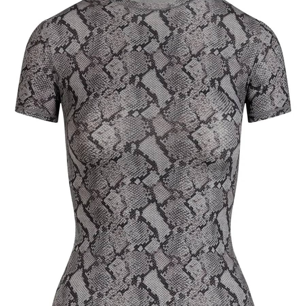 SKIMS "Fits Everybody" Black & Gray Snake Print Short Sleeve Top XXL 2X NWT